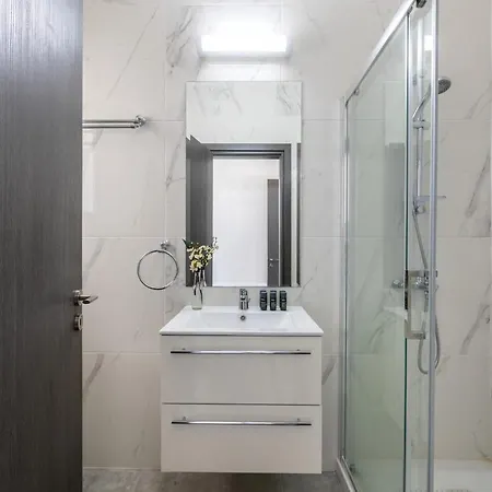 Villa Napa Bay View *