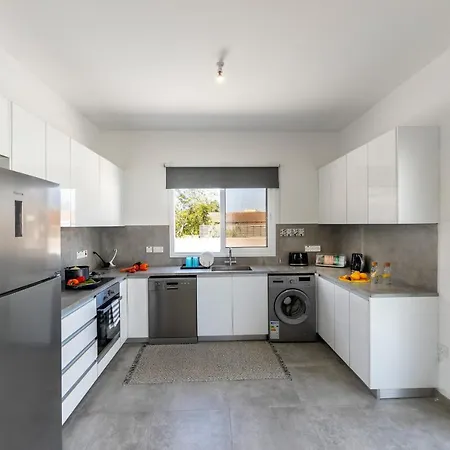 Villa Napa Bay View *