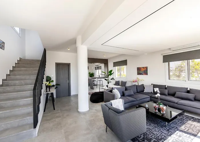 Villa Napa Bay View *